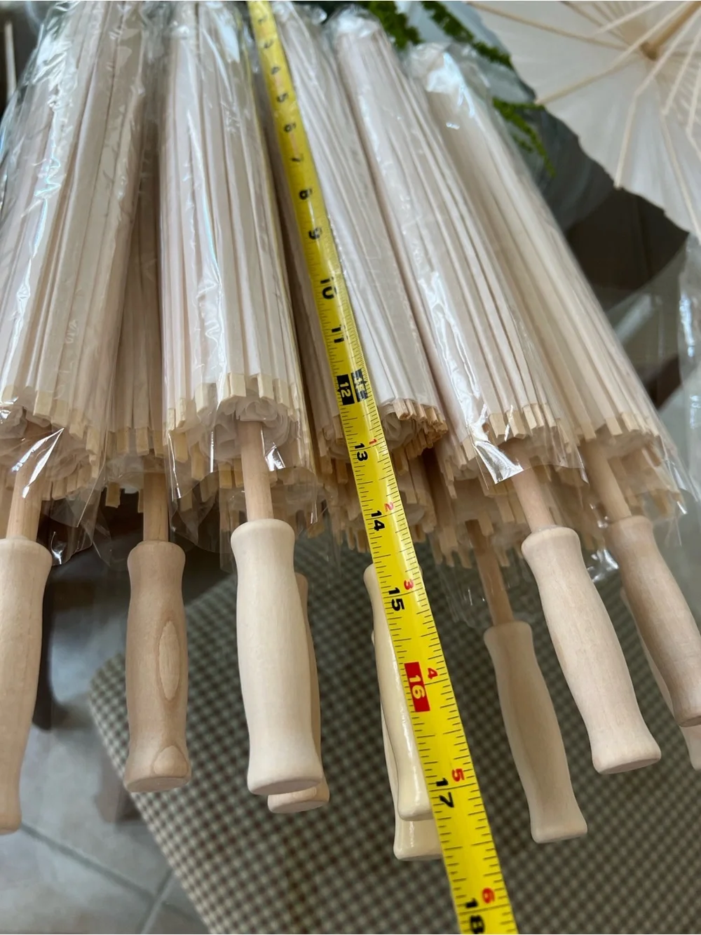 Set of 8 Paper Parasol Umbrellas in Cream - Elegant Decorative Accent